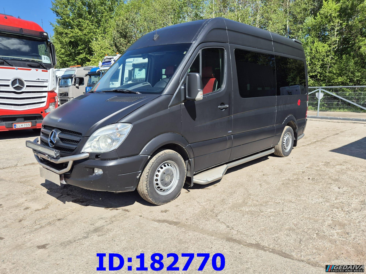 MERCEDES-BENZ Sprinter 319 VIP Euro5 - Autocar: Foto 4 MERCEDES-BENZ Sprinter 319 VIP Euro5 - Autocar: Foto 4