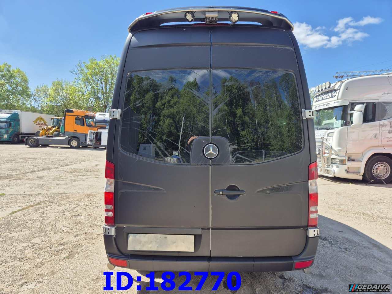 MERCEDES-BENZ Sprinter 319 VIP Euro5 - Autocar: Foto 5 MERCEDES-BENZ Sprinter 319 VIP Euro5 - Autocar: Foto 5