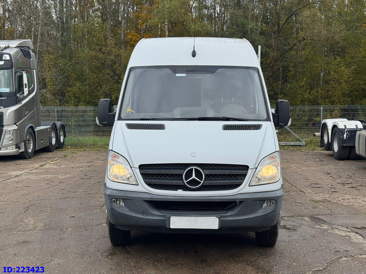 MERCEDES-BENZ Sprinter 516 Euro 5 Avestark 20-seater - Microbuz, Transport persoane: Foto 2 MERCEDES-BENZ Sprinter 516 Euro 5 Avestark 20-seater - Microbuz, Transport persoane: Foto 2
