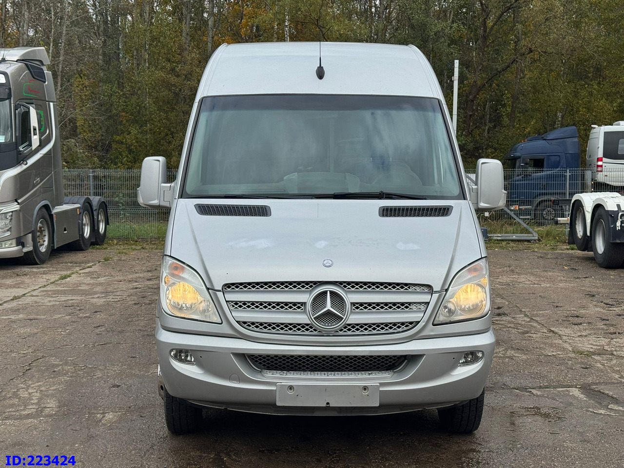 MERCEDES-BENZ Sprinter 516 Euro 5 Avestark - Microbuz, Transport persoane: Foto 2 MERCEDES-BENZ Sprinter 516 Euro 5 Avestark - Microbuz, Transport persoane: Foto 2