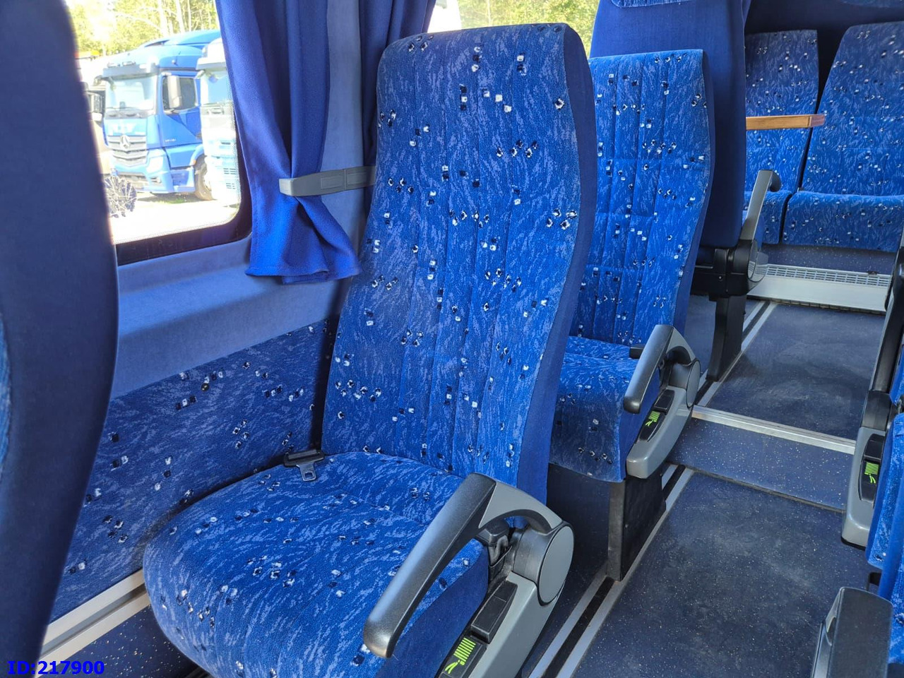 Autocar MERCEDES-BENZ Sprinter 516 - VIP -  17 places: Foto 20
