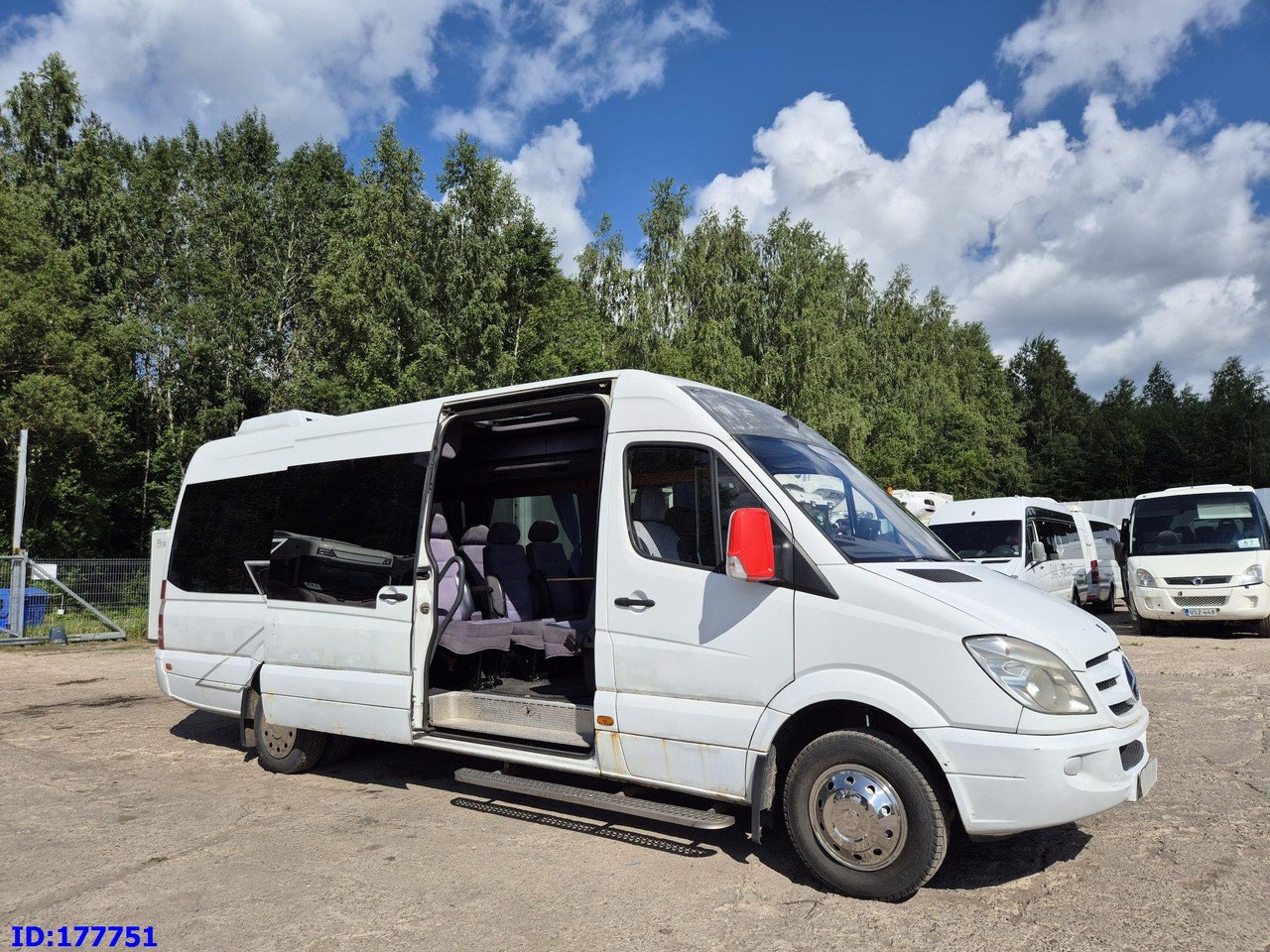 MERCEDES-BENZ Sprinter 518 - VIP - 17-seater - Autocar: Foto 4 MERCEDES-BENZ Sprinter 518 - VIP - 17-seater - Autocar: Foto 4