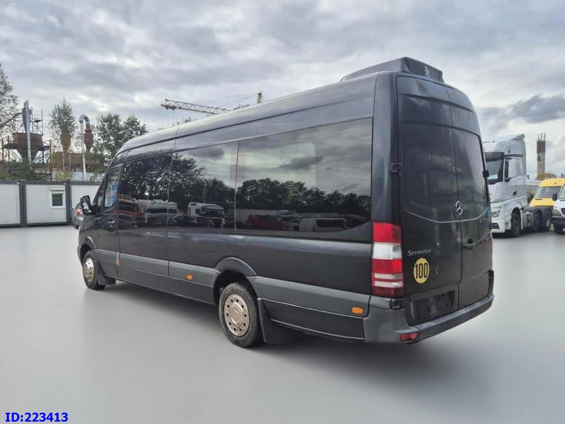MERCEDES-BENZ Sprinter 519 VIP - 20 Seater - Euro 5 - Microbuz, Transport persoane: Foto 5 MERCEDES-BENZ Sprinter 519 VIP - 20 Seater - Euro 5 - Microbuz, Transport persoane: Foto 5