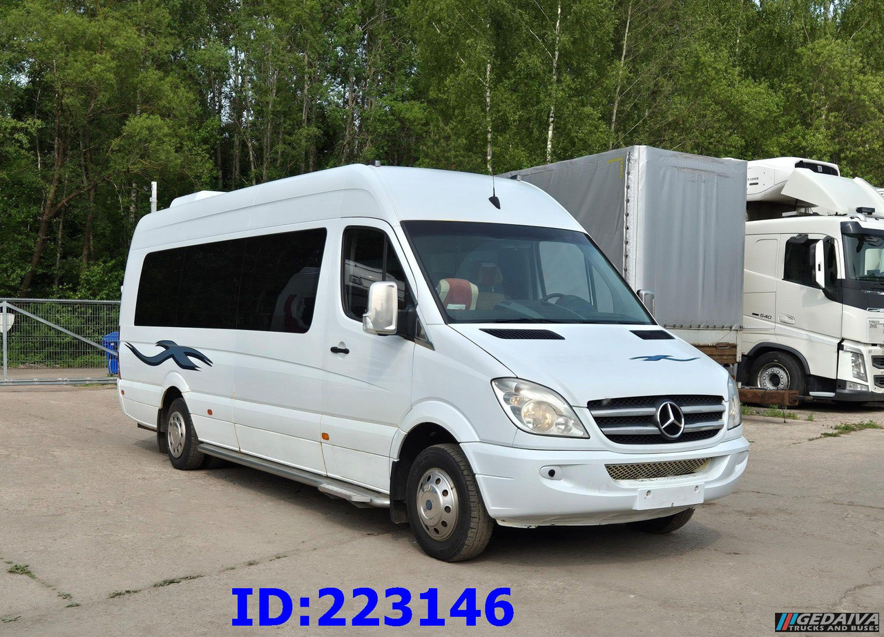 MERCEDES-BENZ Sprinter 519 VIP - 21Place -Euro 5 - Autocar: Foto 4 MERCEDES-BENZ Sprinter 519 VIP - 21Place -Euro 5 - Autocar: Foto 4