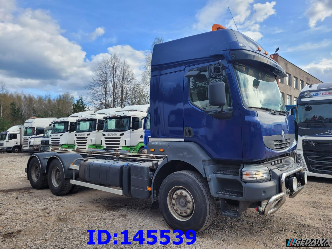 RENAULT Kerax 520HP 6x4 Full steel - Camion şasiu: Foto 4 RENAULT Kerax 520HP 6x4 Full steel - Camion şasiu: Foto 4