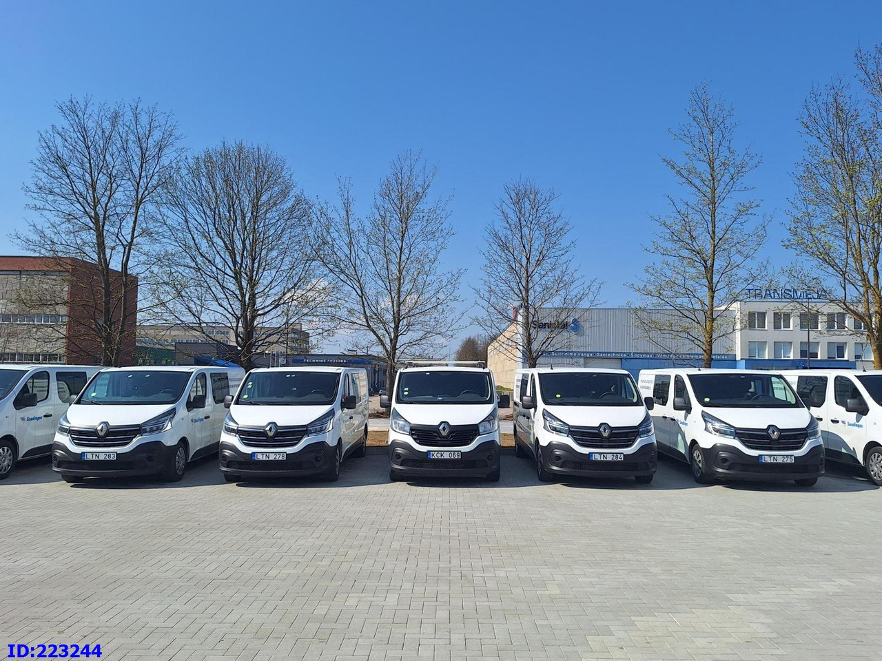RENAULT Trafic (6pcs. available) - Autoutilitară cabină dublă: Foto 2 RENAULT Trafic (6pcs. available) - Autoutilitară cabină dublă: Foto 2
