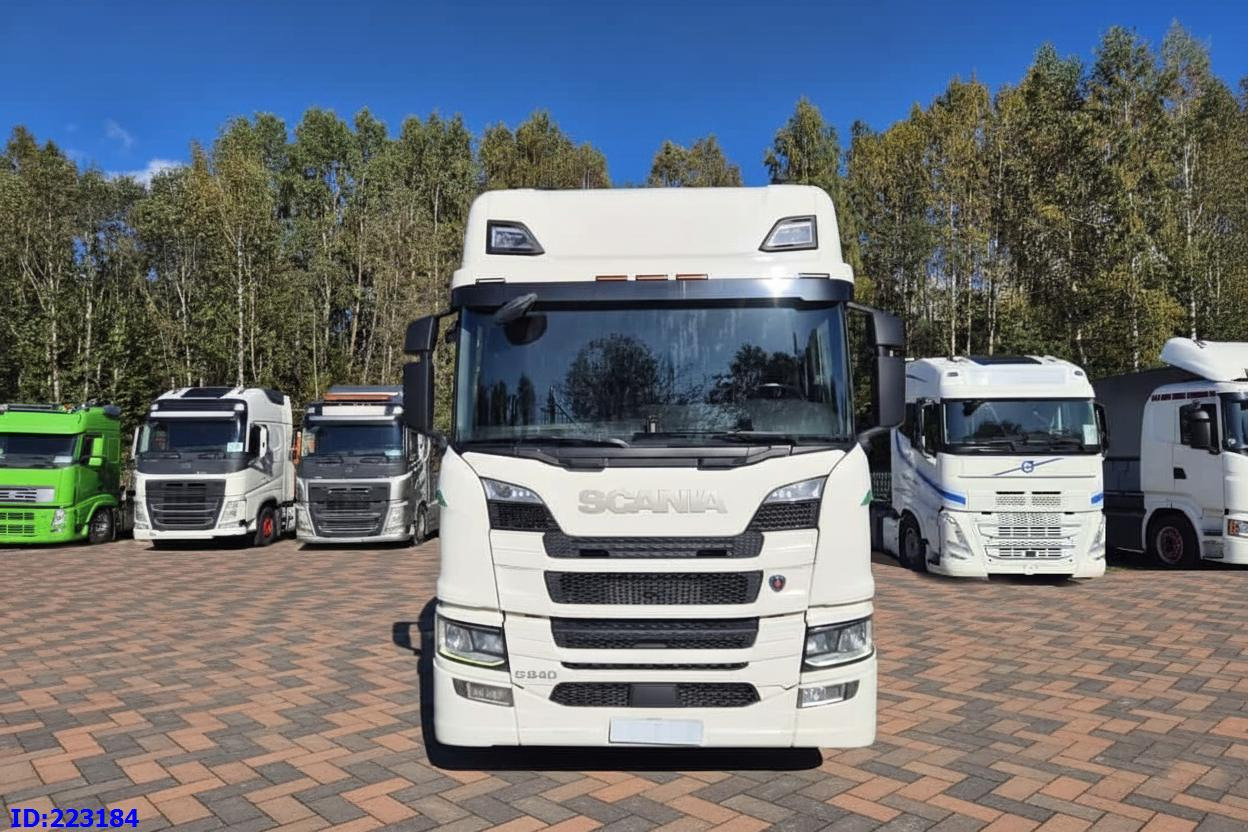 SCANIA G540 6x2  Retarder - Camion şasiu: Foto 2 SCANIA G540 6x2  Retarder - Camion şasiu: Foto 2