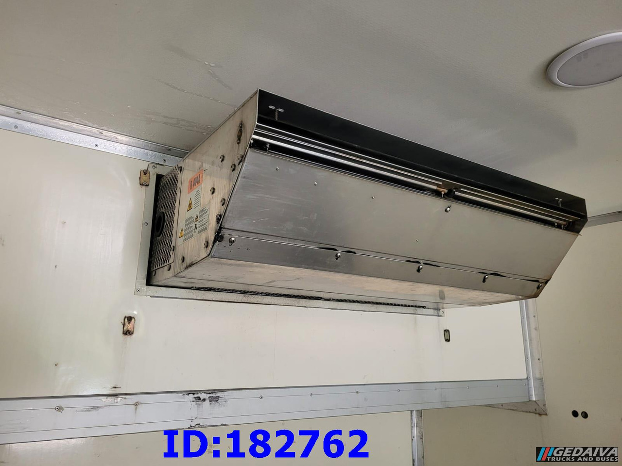 THERMO KING TS-500e - Agregat frigorific: Foto 2 THERMO KING TS-500e - Agregat frigorific: Foto 2