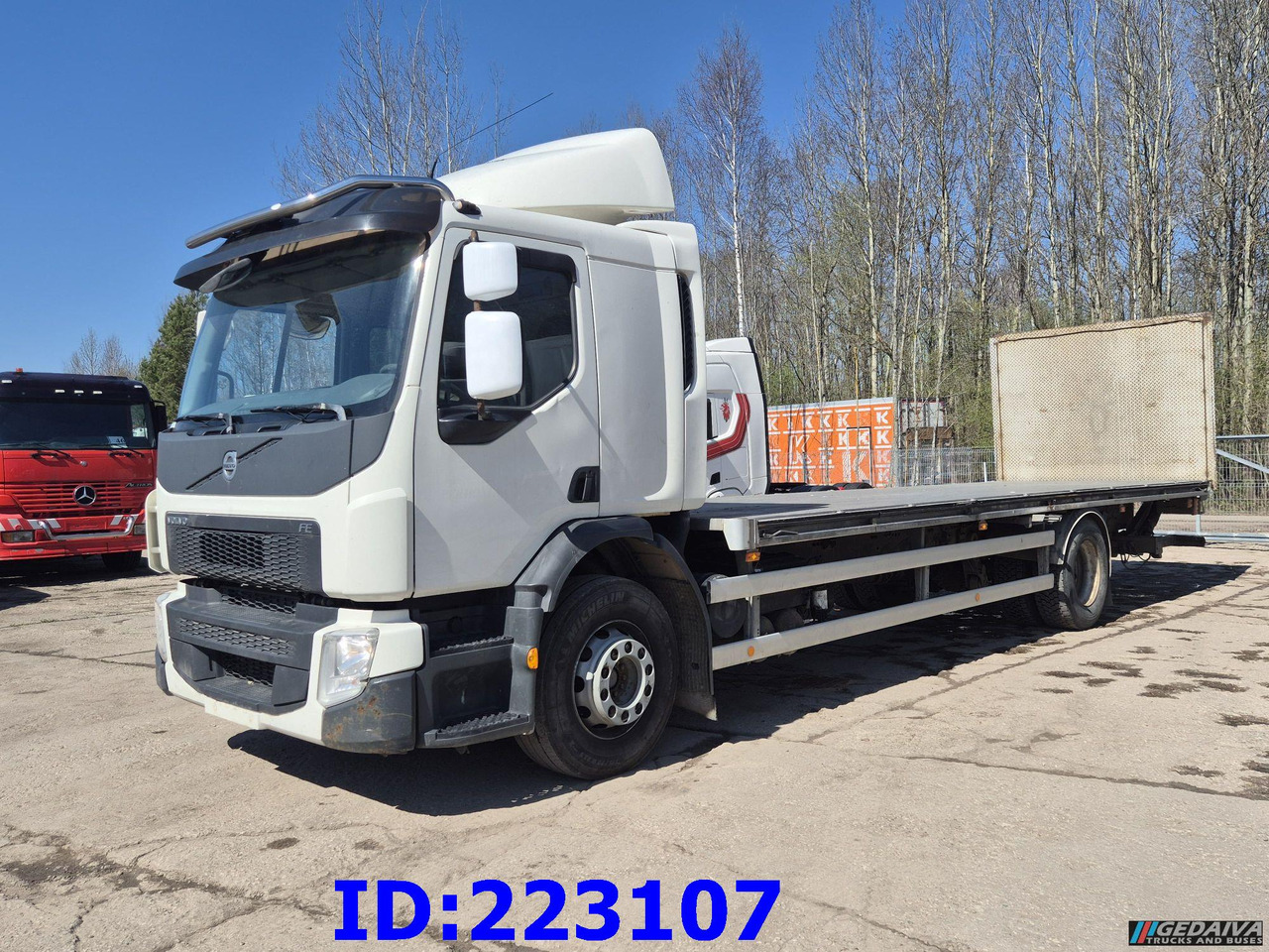 VOLVO FE 280HP 4X2 Euro6 - Camion platformă: Foto 1 VOLVO FE 280HP 4X2 Euro6 - Camion platformă: Foto 1