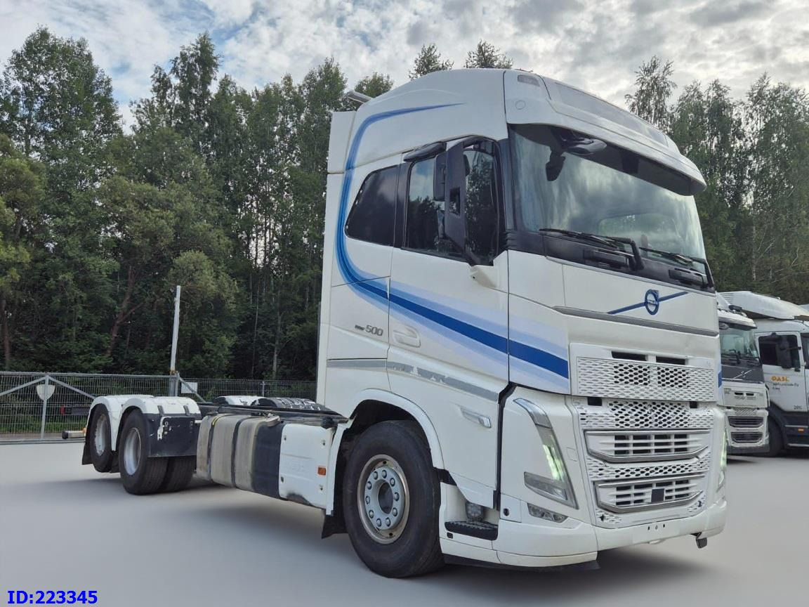 VOLVO FH13 500HP 6x2 10 tyre - New generation - Camion şasiu: Foto 1 VOLVO FH13 500HP 6x2 10 tyre - New generation - Camion şasiu: Foto 1