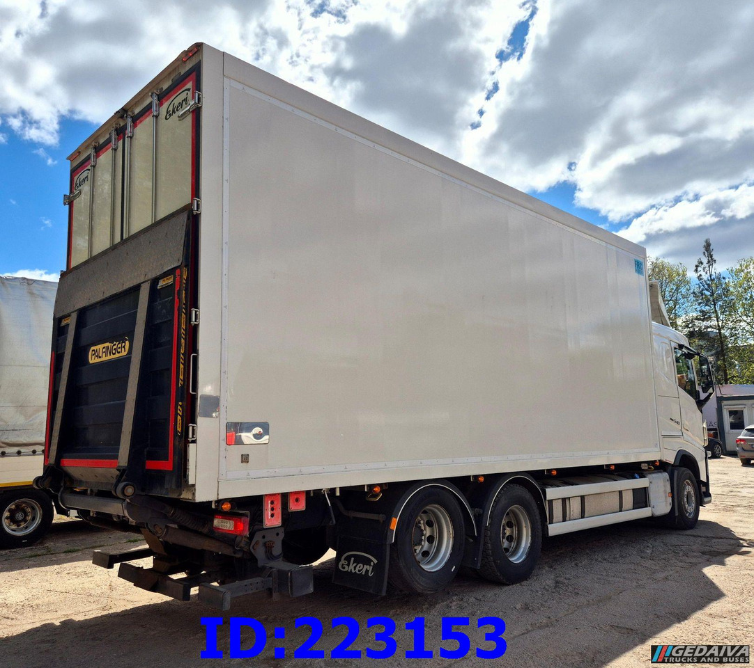 VOLVO FH13 540HP 6x2 FRC Thermoking - Camion frigider: Foto 4 VOLVO FH13 540HP 6x2 FRC Thermoking - Camion frigider: Foto 4