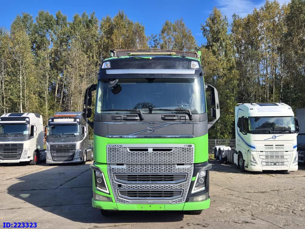 VOLVO FH16 750HP - 8x4 -Big Axles - Camion furgon: Foto 2 VOLVO FH16 750HP - 8x4 -Big Axles - Camion furgon: Foto 2
