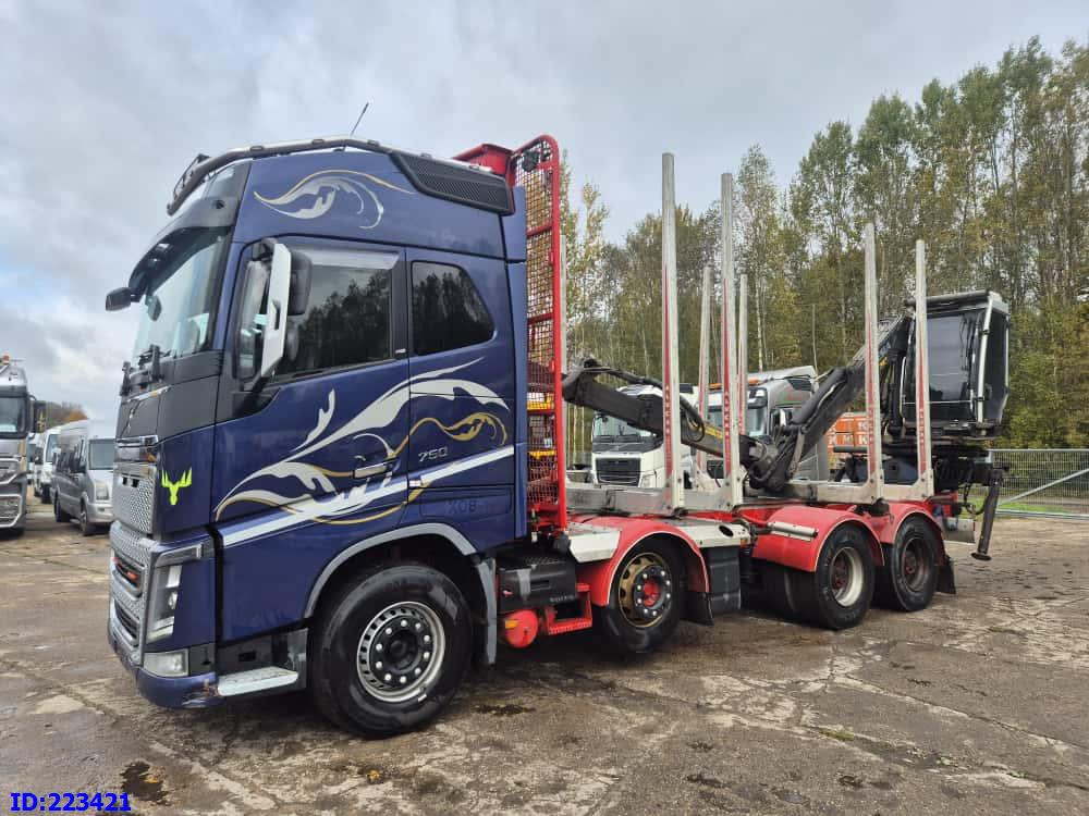 VOLVO FH16 750HP 8x4 + KESLA CRANE - Camion forestier: Foto 1 VOLVO FH16 750HP 8x4 + KESLA CRANE - Camion forestier: Foto 1