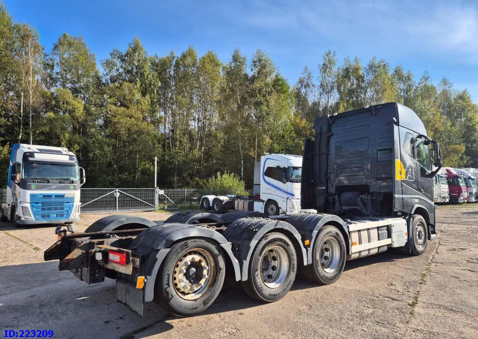 Camion şasiu VOLVO FH16 750HP 8x4 Steering axle: Foto 6