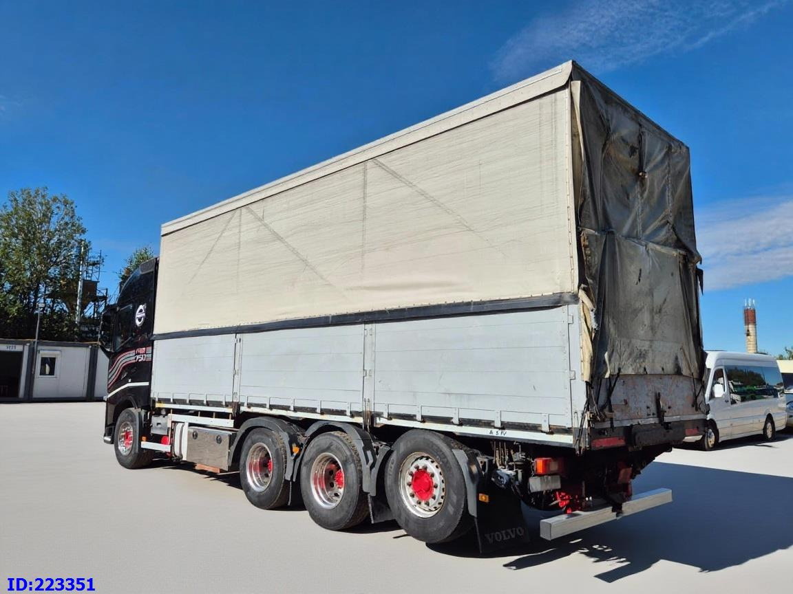VOLVO FH16 750HP - 8x4-Steering axle - Camion cu prelată: Foto 4 VOLVO FH16 750HP - 8x4-Steering axle - Camion cu prelată: Foto 4