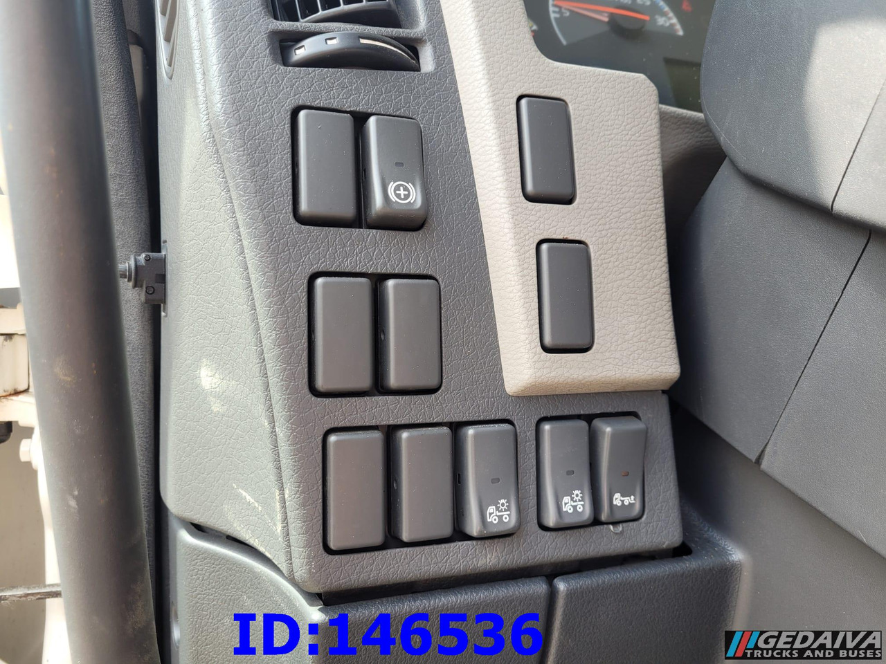 Camion furgon VOLVO FL 240HP - 4x2 - Manual - Euro5: Foto 15