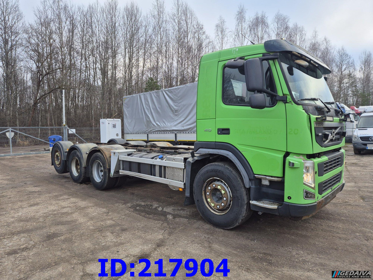 VOLVO FM 410HP 8x4 (Steering axle) - Camion şasiu: Foto 4 VOLVO FM 410HP 8x4 (Steering axle) - Camion şasiu: Foto 4
