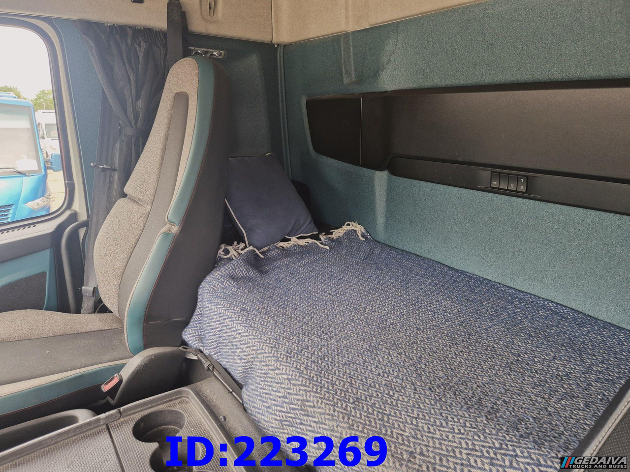 Camion şasiu VOLVO FM13 500HP 8x2 (2 steering axels): Foto 20
