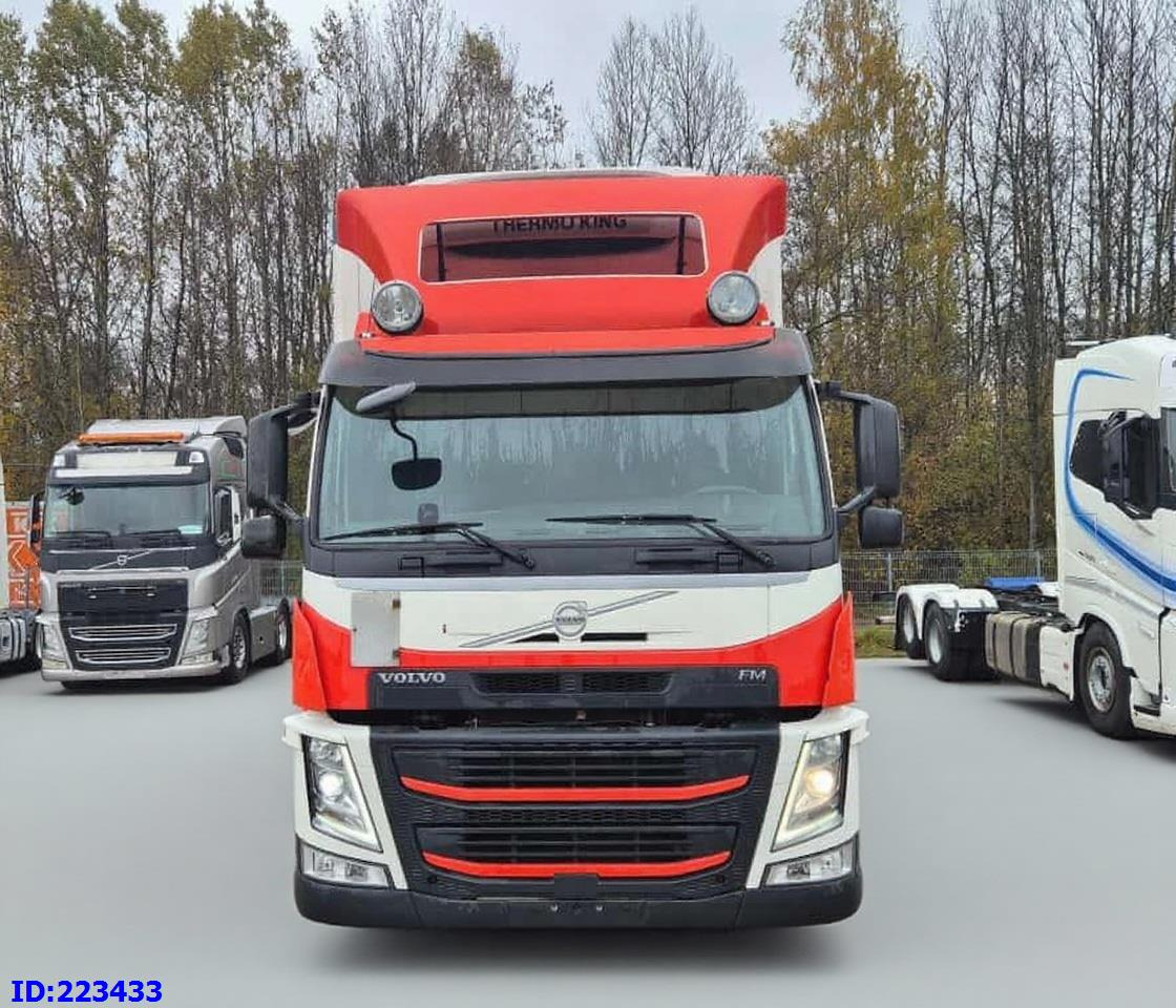 VOLVO FM13 500HP Thermoking Steering Axle - Camion frigider: Foto 2 VOLVO FM13 500HP Thermoking Steering Axle - Camion frigider: Foto 2