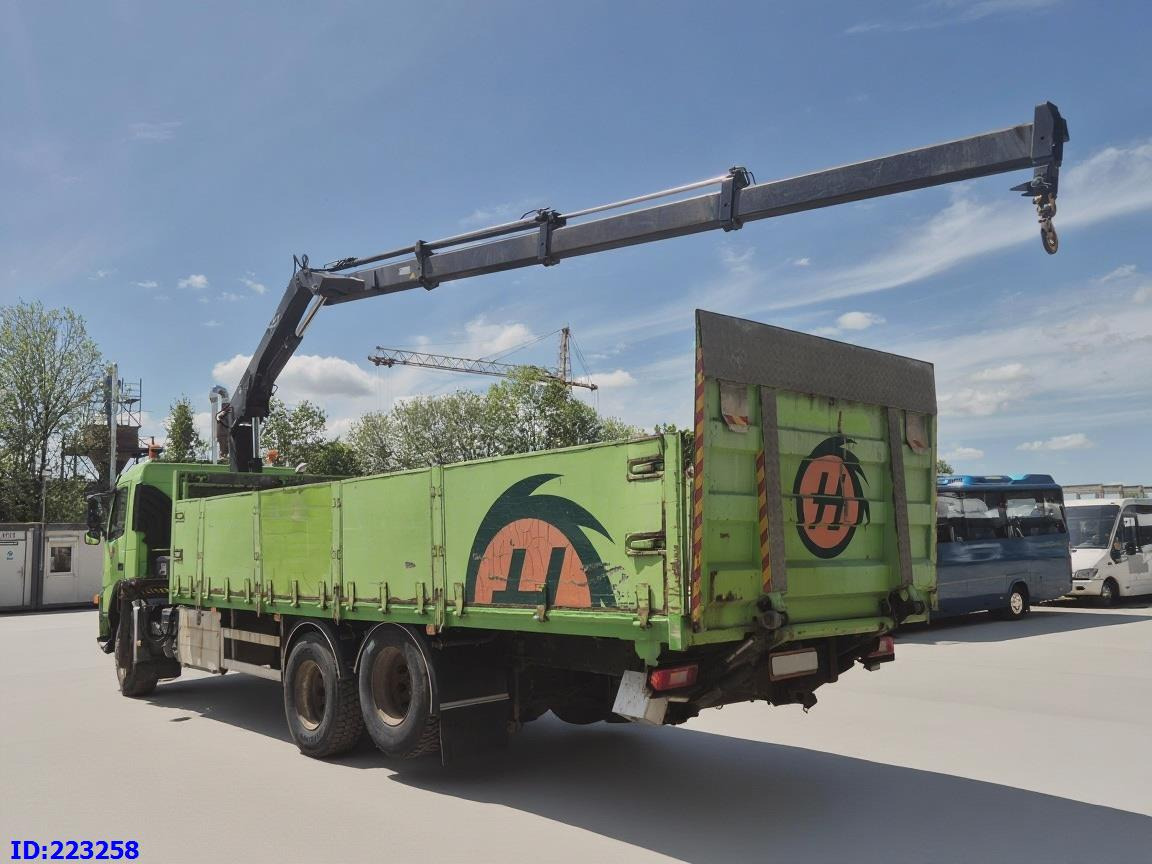 VOLVO FM9 300HP 6x2 + HIAB 144B -3 CL - Camion platformă: Foto 5 VOLVO FM9 300HP 6x2 + HIAB 144B -3 CL - Camion platformă: Foto 5