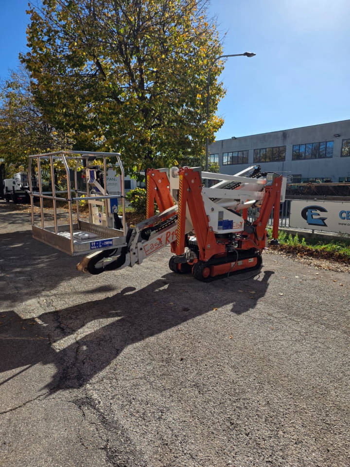 EASY LIFT R 190 - Nacelă spider: Foto 3 EASY LIFT R 190 - Nacelă spider: Foto 3