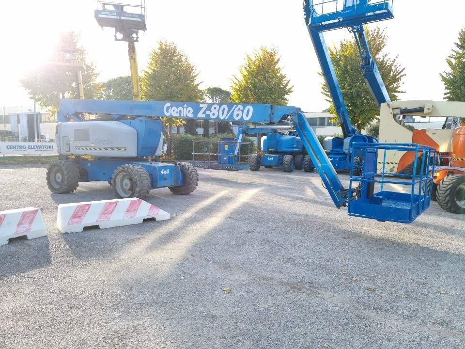 Genie Z 80/60 - Nacela articulata: Foto 1 Genie Z 80/60 - Nacela articulata: Foto 1
