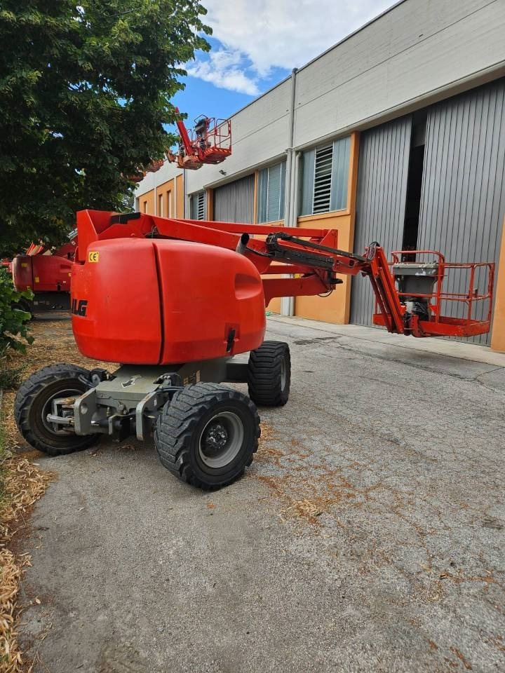 JLG 450 AJ - Nacela articulata: Foto 4 JLG 450 AJ - Nacela articulata: Foto 4