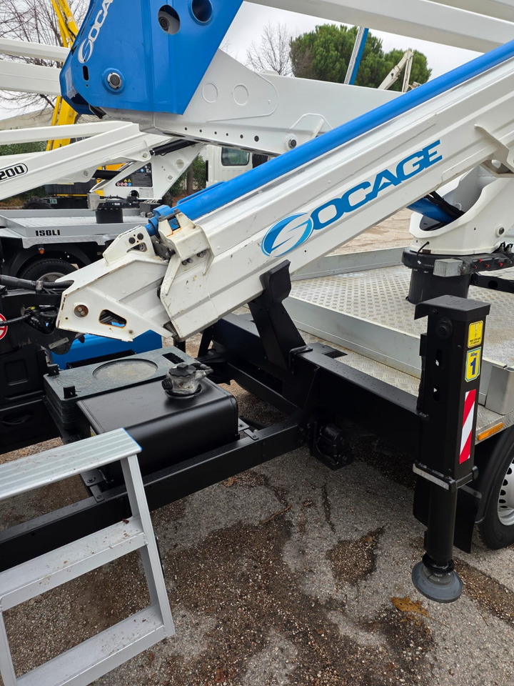 SOCAGE 20D - Camion cu nacela: Foto 3 SOCAGE 20D - Camion cu nacela: Foto 3