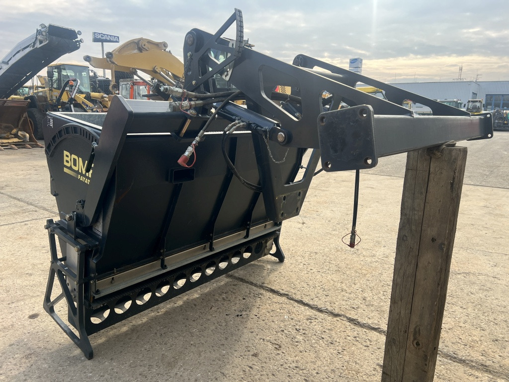 Bomag BS 180 (111520) - Cilindru compactor pentru asfalt: Foto 4 Bomag BS 180 (111520) - Cilindru compactor pentru asfalt: Foto 4