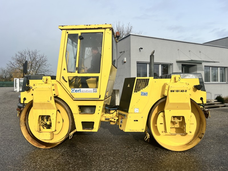 Bomag BW 151 AD-2 (111297) - Cilindru compactor pentru asfalt: Foto 1 Bomag BW 151 AD-2 (111297) - Cilindru compactor pentru asfalt: Foto 1