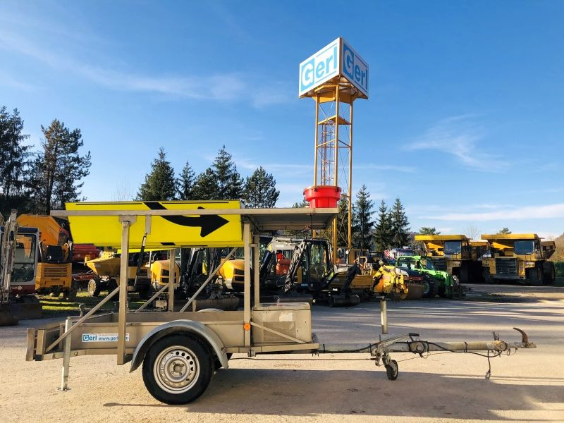 Diverses Bucharts RMS2000 (3029) - Echipamente de constructii, Remorcă: Foto 1 Diverses Bucharts RMS2000 (3029) - Echipamente de constructii, Remorcă: Foto 1