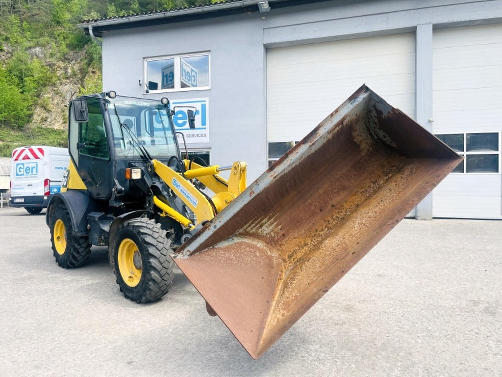 Komatsu WA80-6 (3991) - Încărcător frontal pe pneuri: Foto 2 Komatsu WA80-6 (3991) - Încărcător frontal pe pneuri: Foto 2