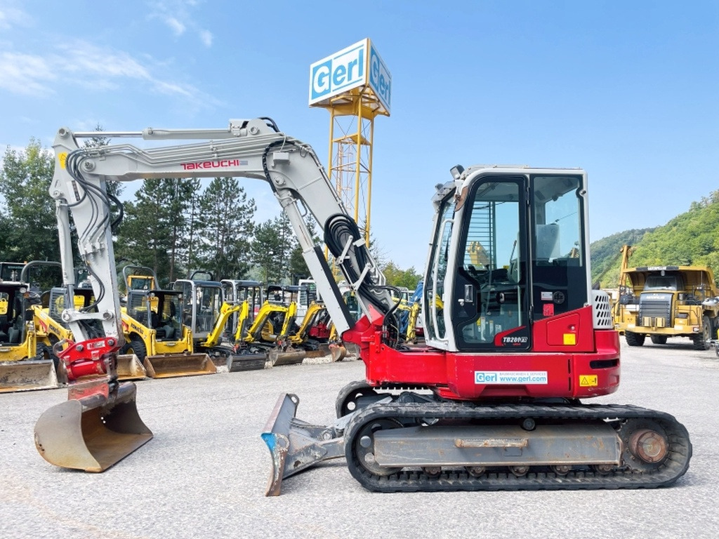 Takeuchi TB280FR (4051) - Mini excavator: Foto 1 Takeuchi TB280FR (4051) - Mini excavator: Foto 1