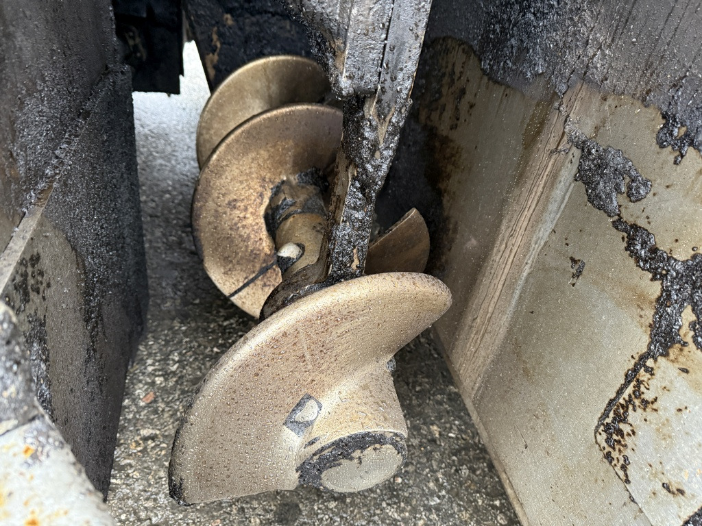 Finisor de asfalt Volvo ABG P 6870 C (111729): Foto 12