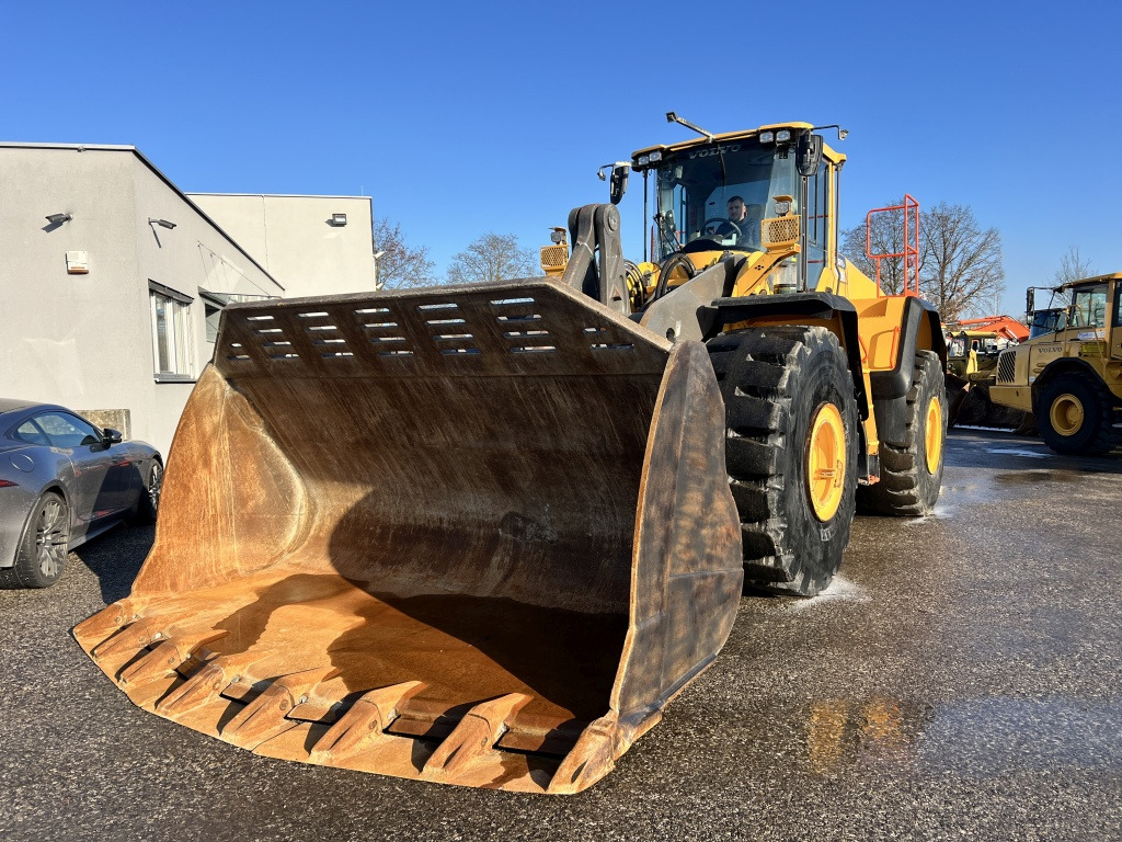 Volvo L 220 H (111448) - Încărcător frontal pe pneuri: Foto 3 Volvo L 220 H (111448) - Încărcător frontal pe pneuri: Foto 3