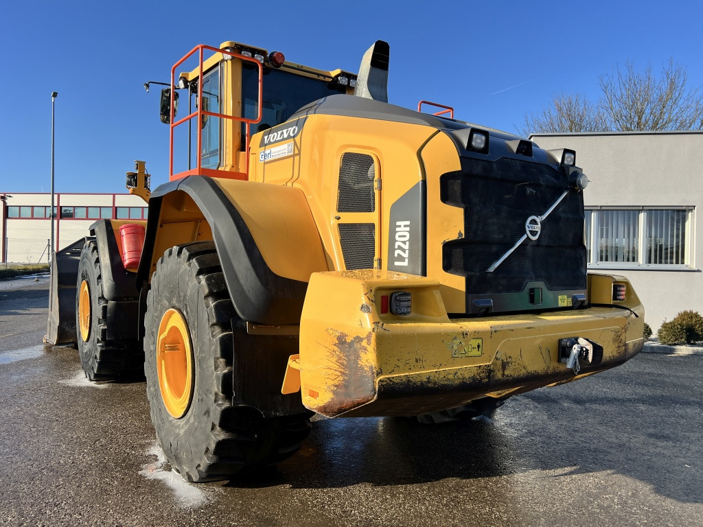 Volvo L 220 H (111448) - Încărcător frontal pe pneuri: Foto 4 Volvo L 220 H (111448) - Încărcător frontal pe pneuri: Foto 4
