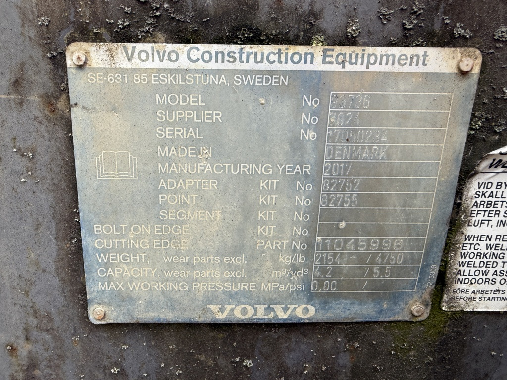 Volvo Schaufel 4,2 m³ (111756) - Cupă incărcător: Foto 3 Volvo Schaufel 4,2 m³ (111756) - Cupă incărcător: Foto 3