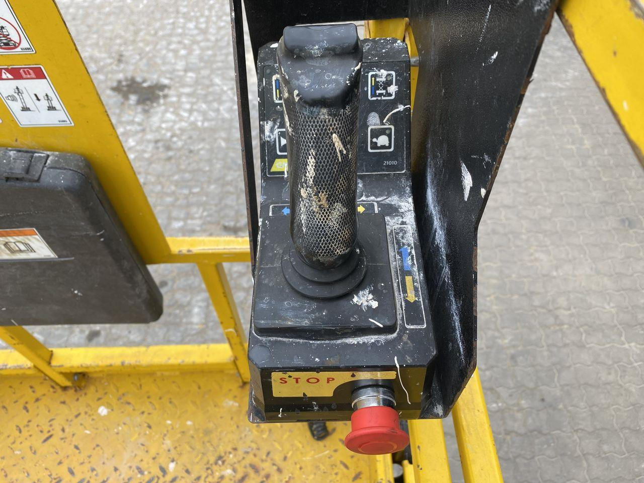 GMG 4046-ED 2.0 - Platforma foarfeca: Foto 3 GMG 4046-ED 2.0 - Platforma foarfeca: Foto 3