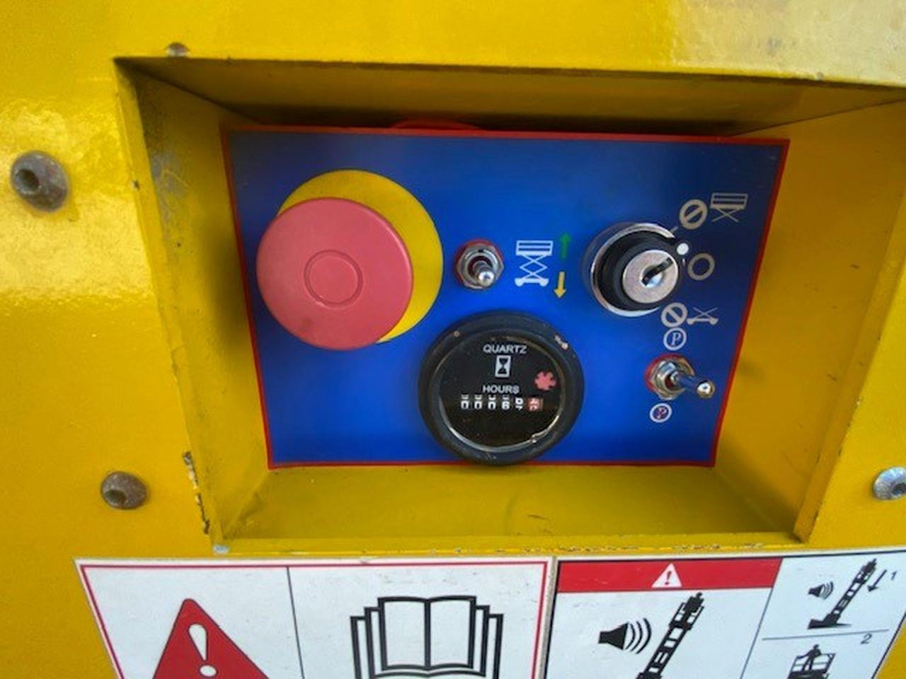 GMG 4646-ED 2.0 - Platforma foarfeca: Foto 5 GMG 4646-ED 2.0 - Platforma foarfeca: Foto 5