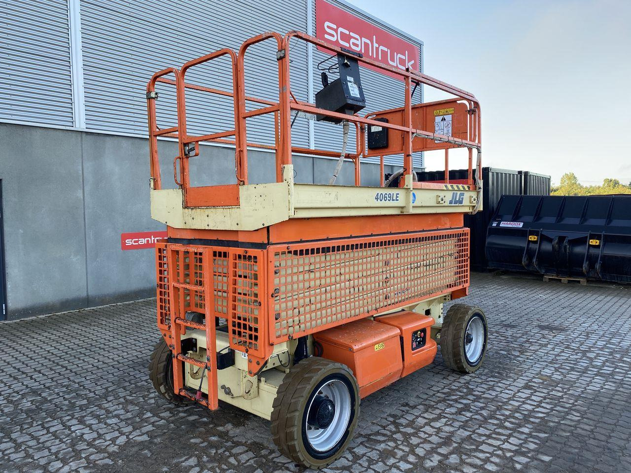 JLG 4069LE - Platforma foarfeca: Foto 1 JLG 4069LE - Platforma foarfeca: Foto 1