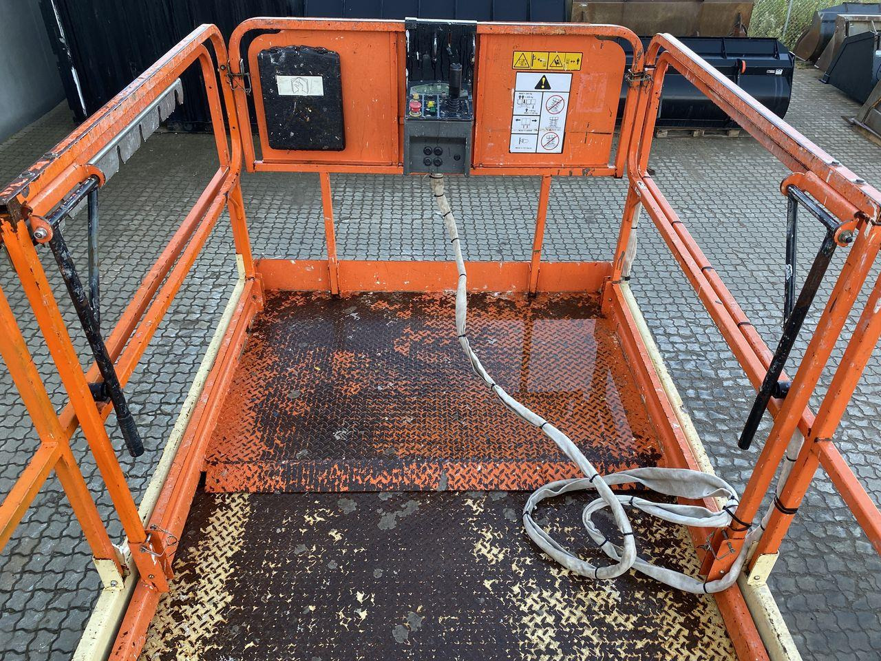 JLG 4069LE - Platforma foarfeca: Foto 3 JLG 4069LE - Platforma foarfeca: Foto 3