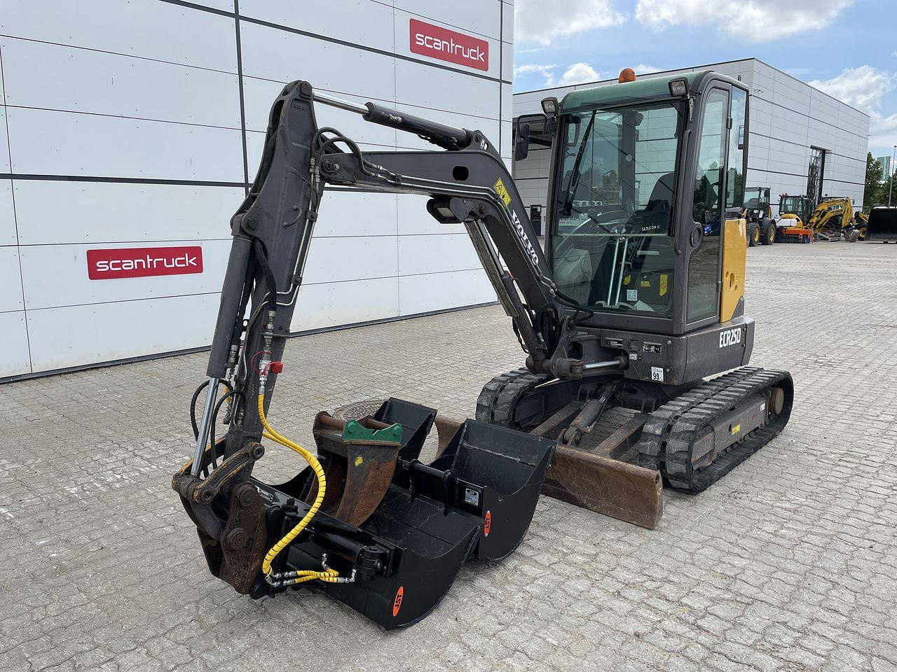 Volvo ECR25 - Mini excavator: Foto 1 Volvo ECR25 - Mini excavator: Foto 1