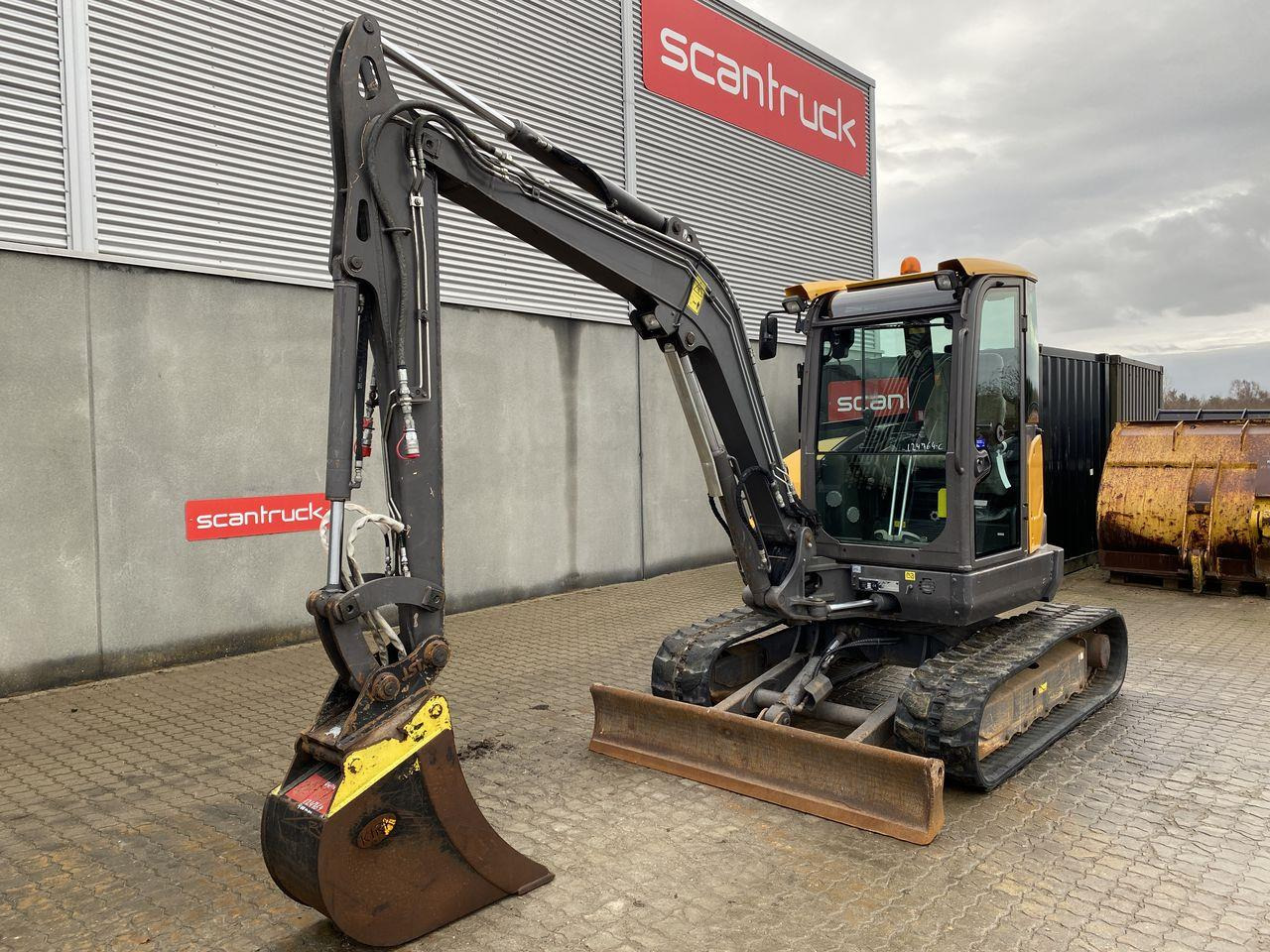 Volvo ECR50 - Mini excavator: Foto 1 Volvo ECR50 - Mini excavator: Foto 1