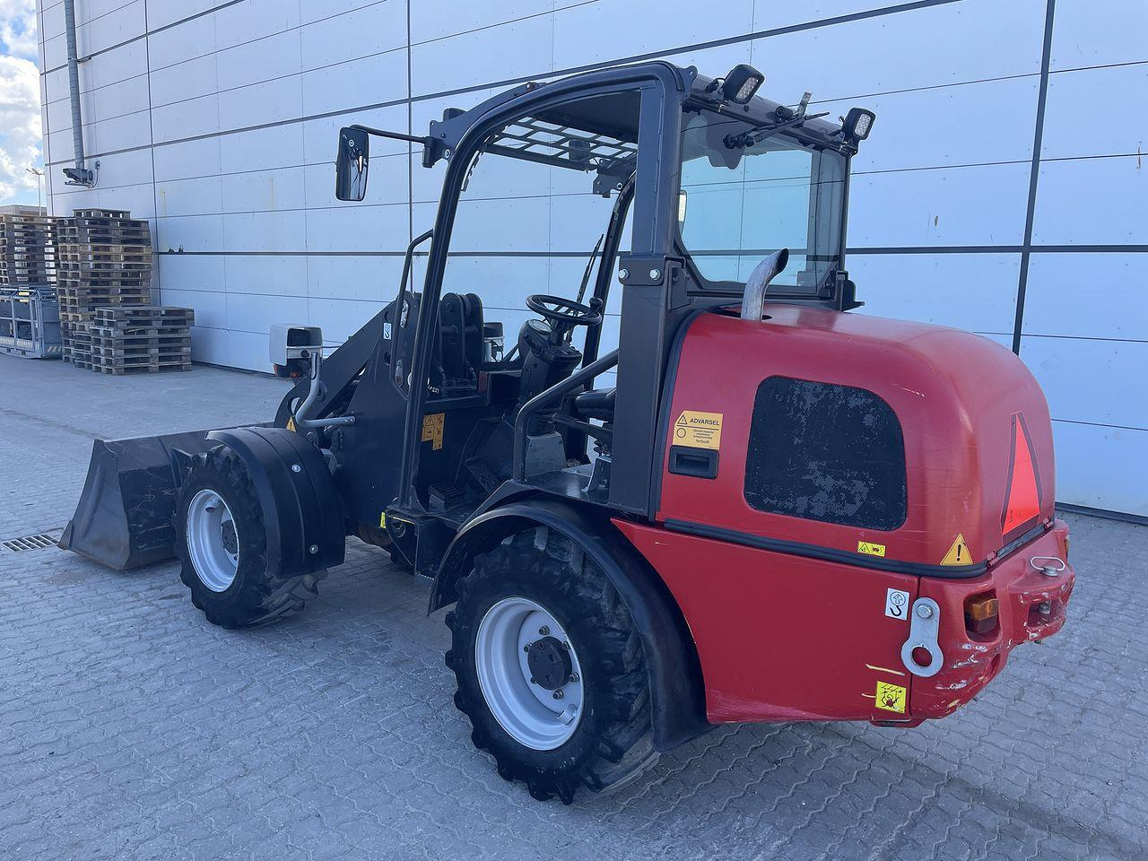 Weidemann 2070 - Încărcător articulat: Foto 2 Weidemann 2070 - Încărcător articulat: Foto 2