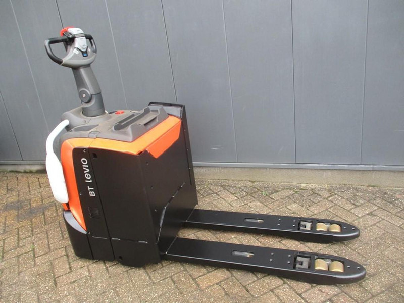 BT LPE 200 - Transpalet manual: Foto 3 BT LPE 200 - Transpalet manual: Foto 3