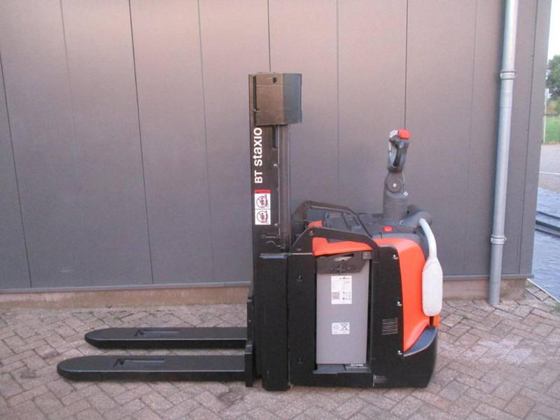 Toyota SPE200D - Transpalet manual: Foto 1 Toyota SPE200D - Transpalet manual: Foto 1