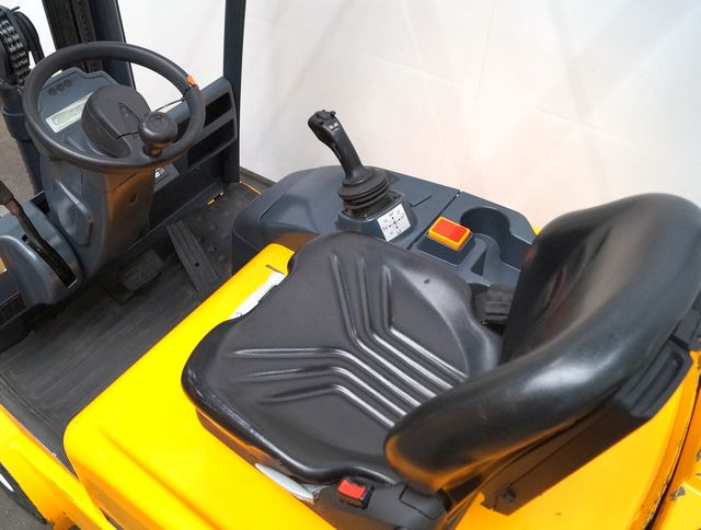 Jungheinrich EFG115 - Electrostivuitor: Foto 3 Jungheinrich EFG115 - Electrostivuitor: Foto 3