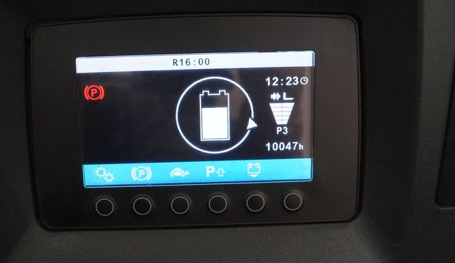 Jungheinrich ETV216 - Stivuitor cu catarg retractabil: Foto 4 Jungheinrich ETV216 - Stivuitor cu catarg retractabil: Foto 4