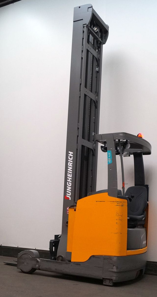 Jungheinrich ETV320 - Stivuitor cu catarg retractabil: Foto 1 Jungheinrich ETV320 - Stivuitor cu catarg retractabil: Foto 1