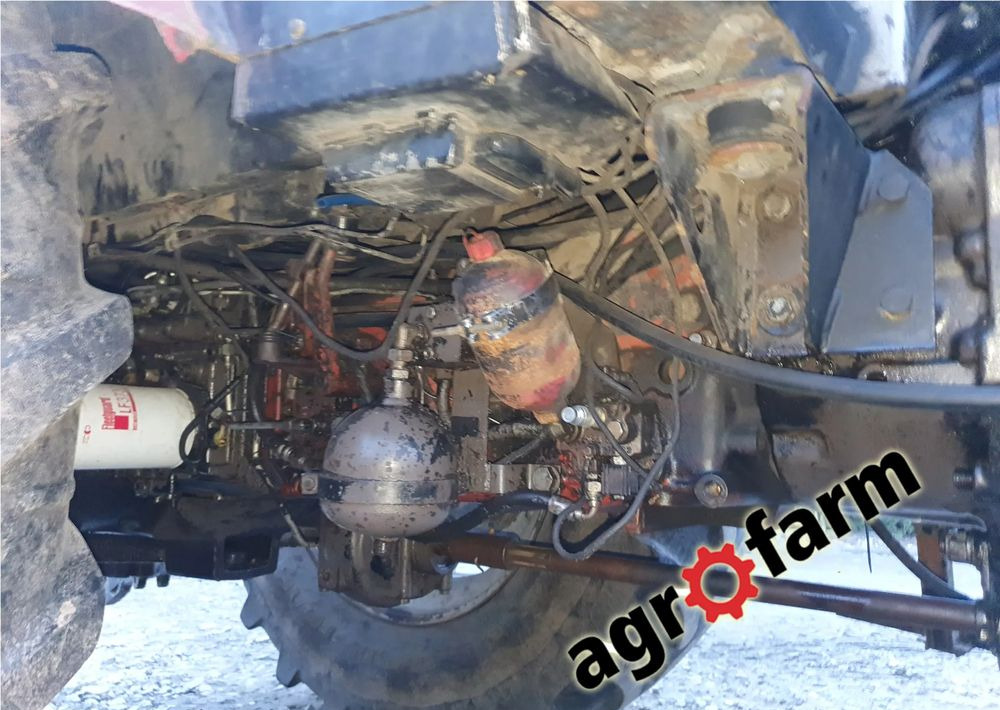 Massey Ferguson 3690 3670 silnik skrzynia most zwolnica obudowa - Cutie de viteze pentru Utilaje agricole: Foto 3 Massey Ferguson 3690 3670 silnik skrzynia most zwolnica obudowa - Cutie de viteze pentru Utilaje agricole: Foto 3